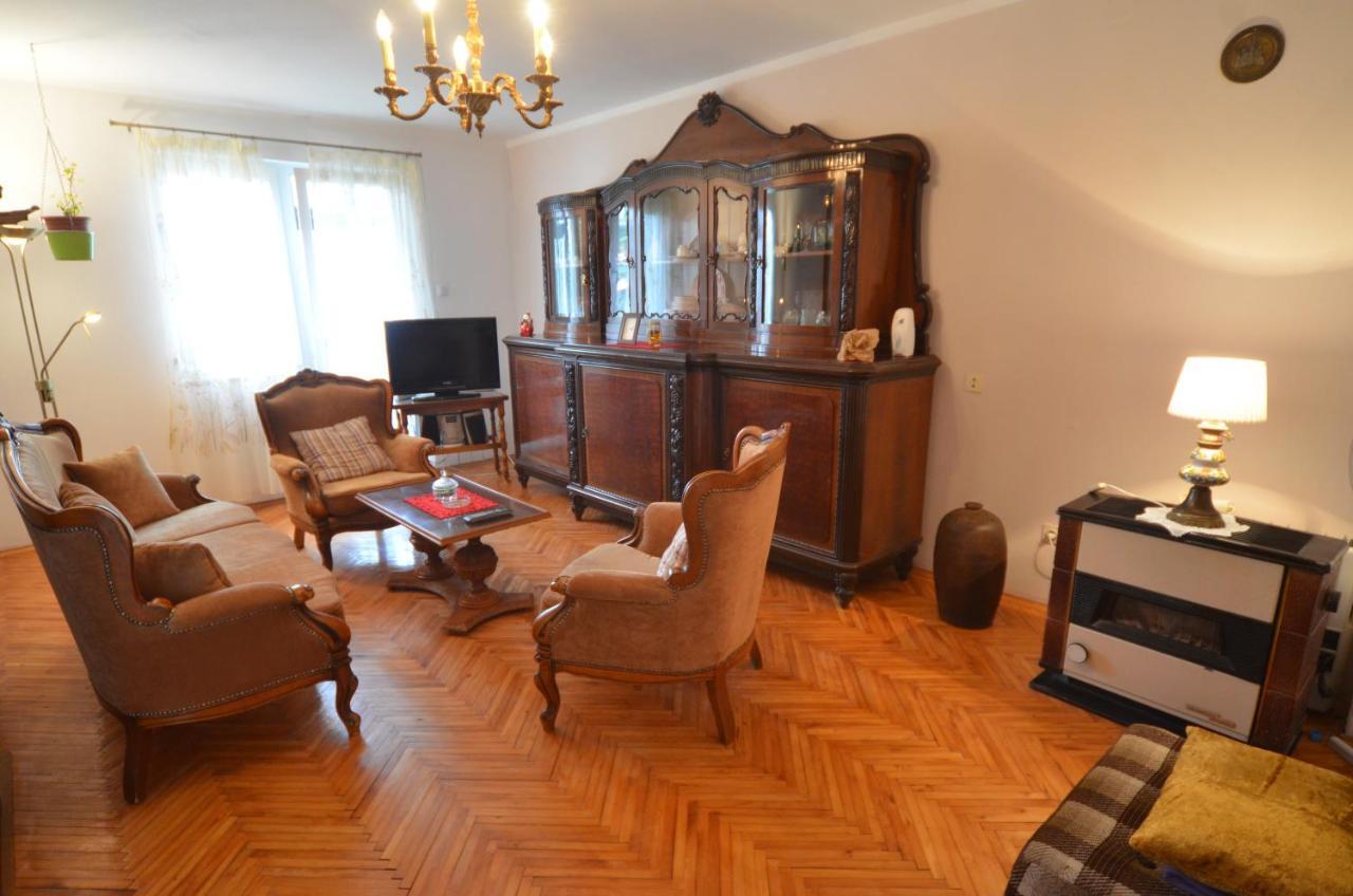 Condominium Apartment Rovinj Bagian luar foto