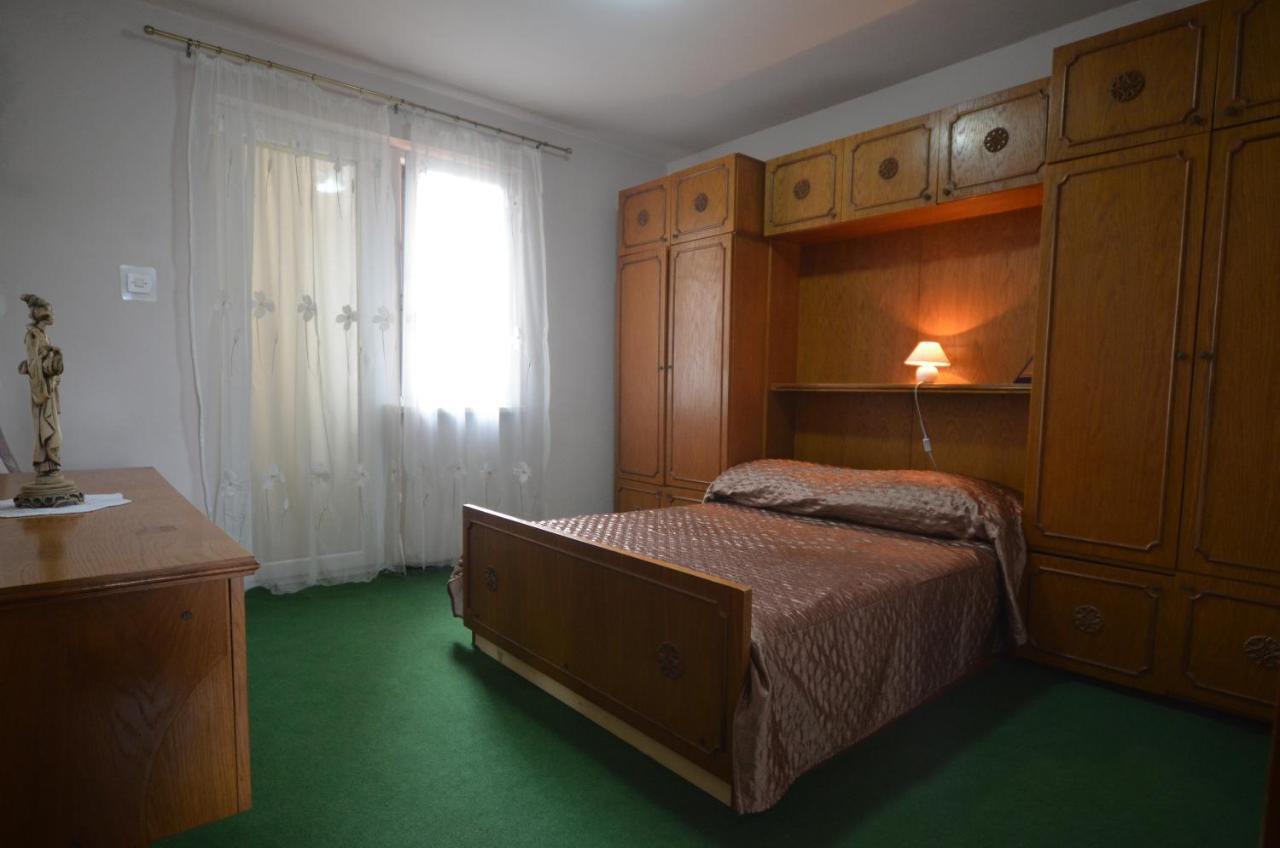 Condominium Apartment Rovinj Bagian luar foto