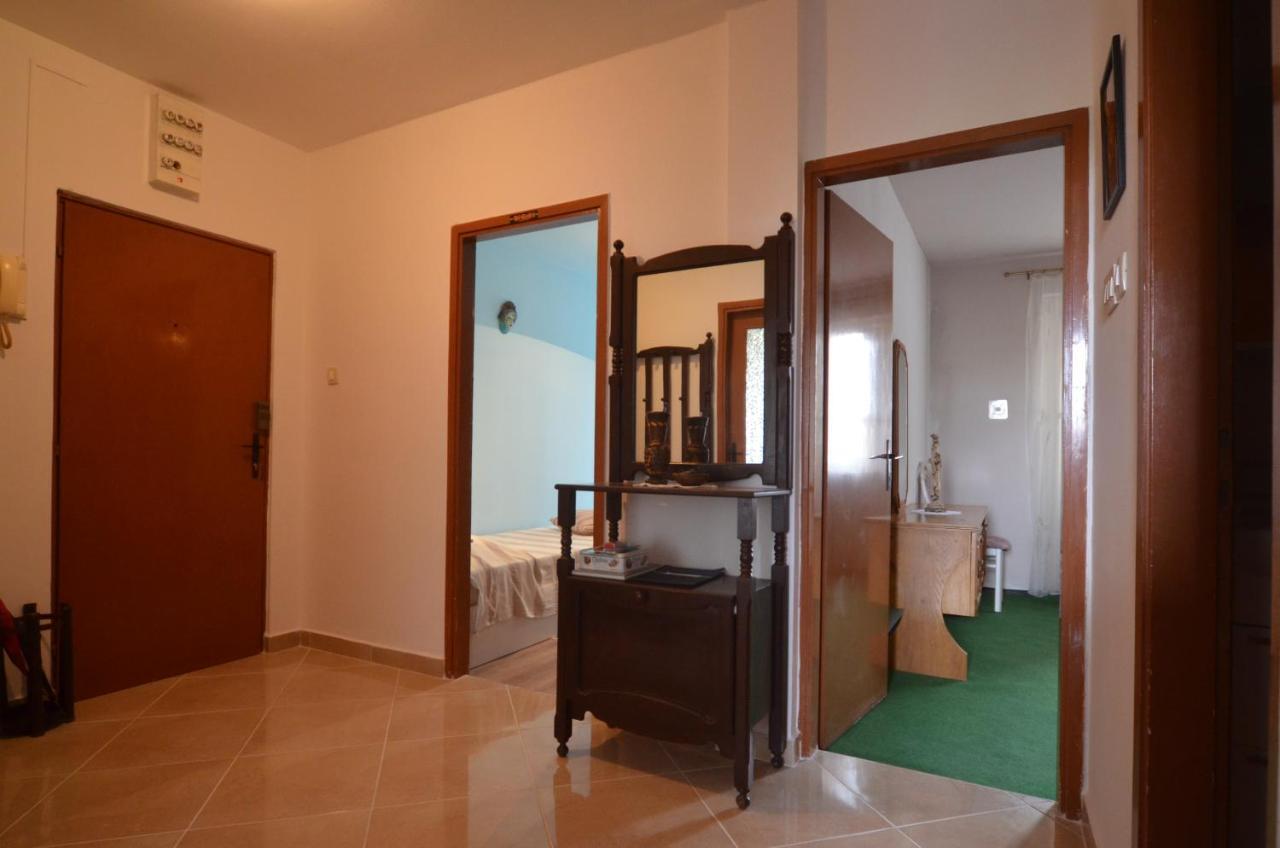 Condominium Apartment Rovinj Bagian luar foto